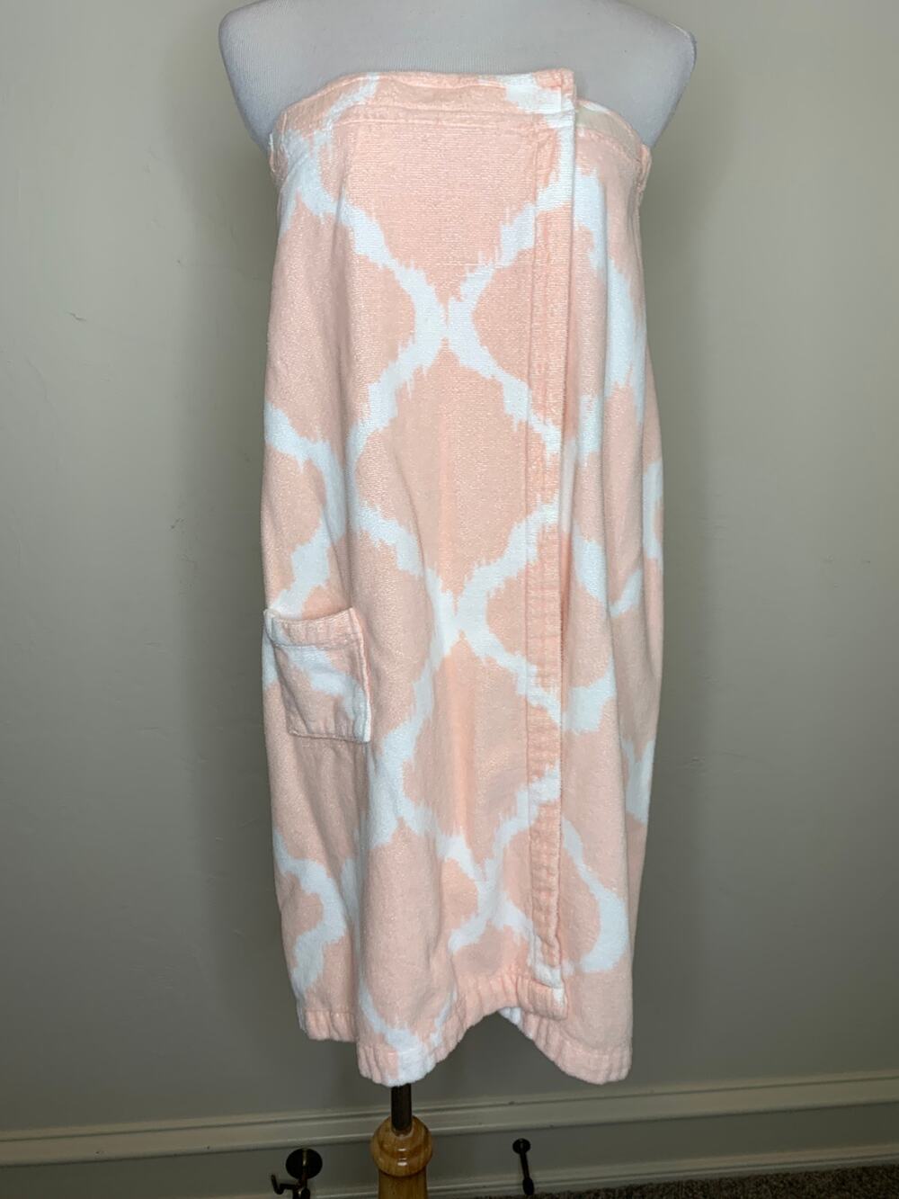 Threshold Pink Velour Wrap Towel Dorm Sorority OSFA
